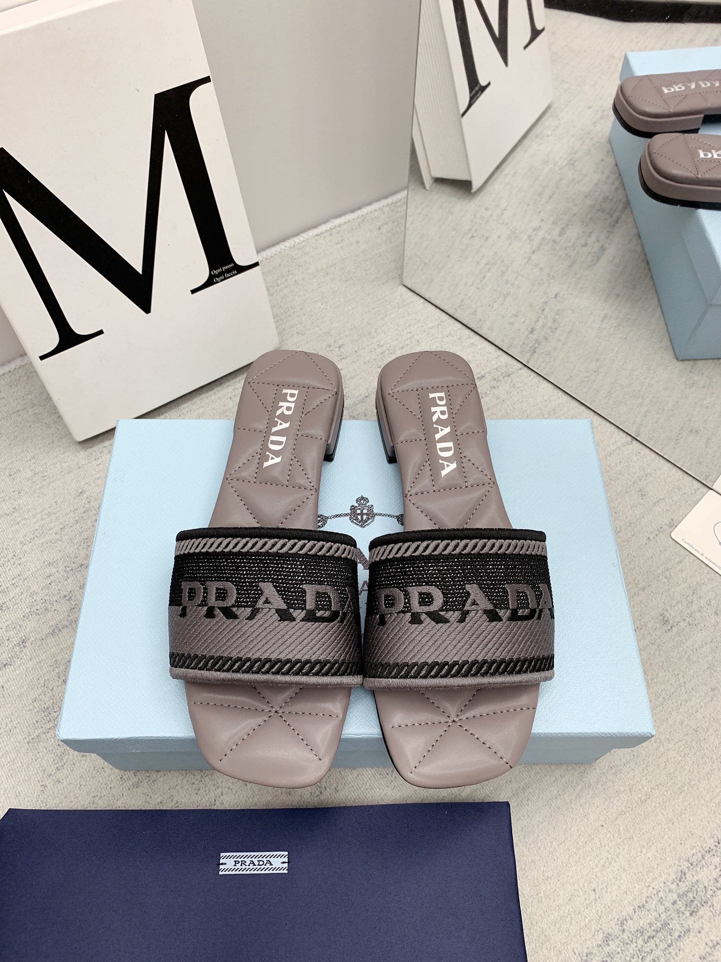 Prada 2026 Slippers Embroidery Sheepskin 731063