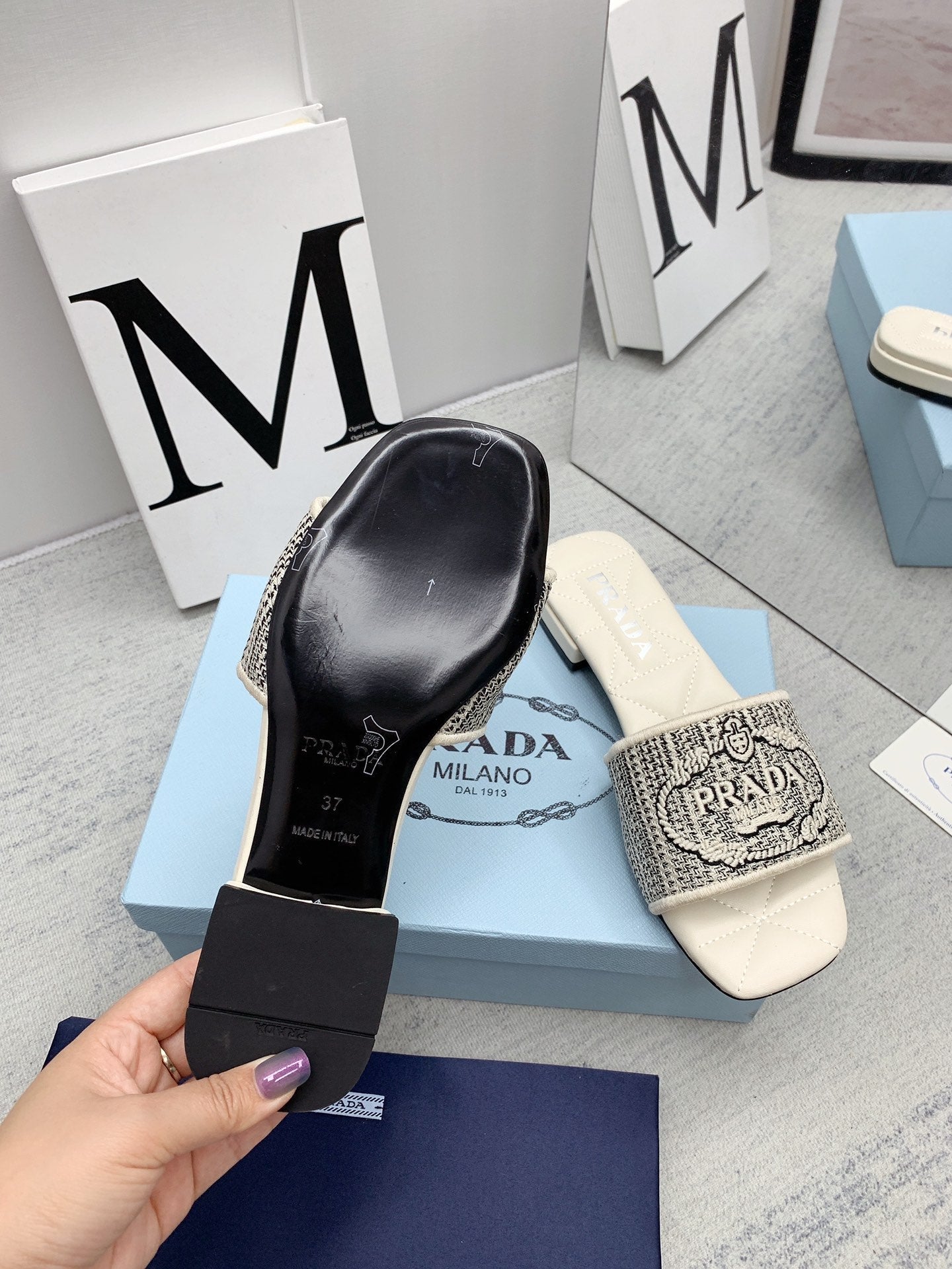 Prada 2026 Slippers Embroidery Fabric Sheepskin 731070