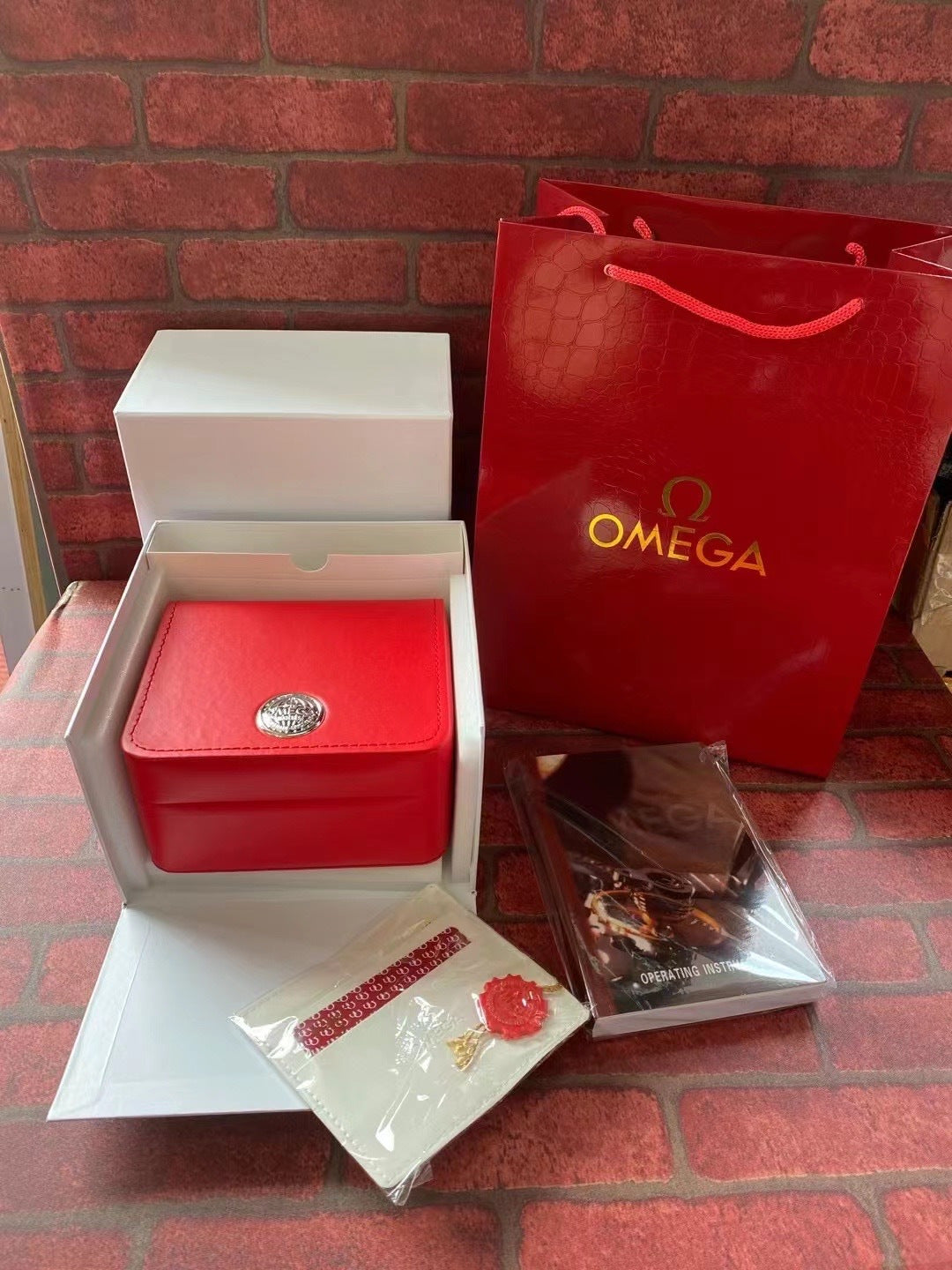 OMEGA BOX