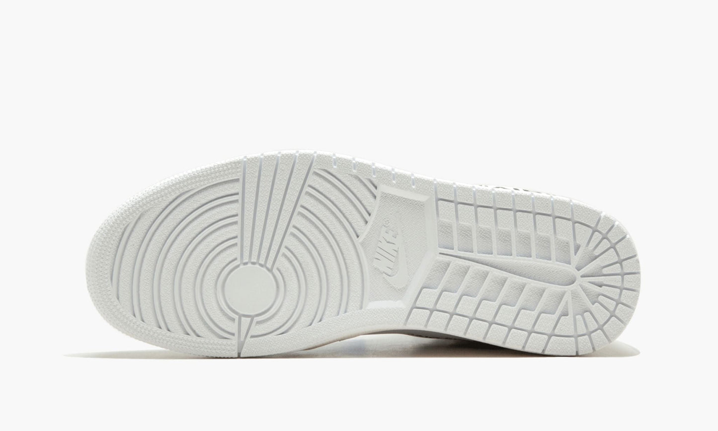 Air Jordan 1 x OFF-WHITE “Euro Release” Sneakers - Cushioned Stride