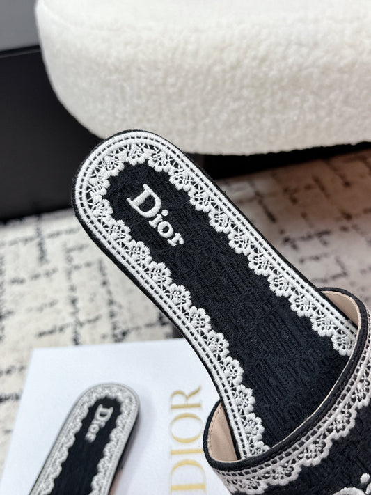 CD 26 Embroidered Slippers Black Canvas 617083