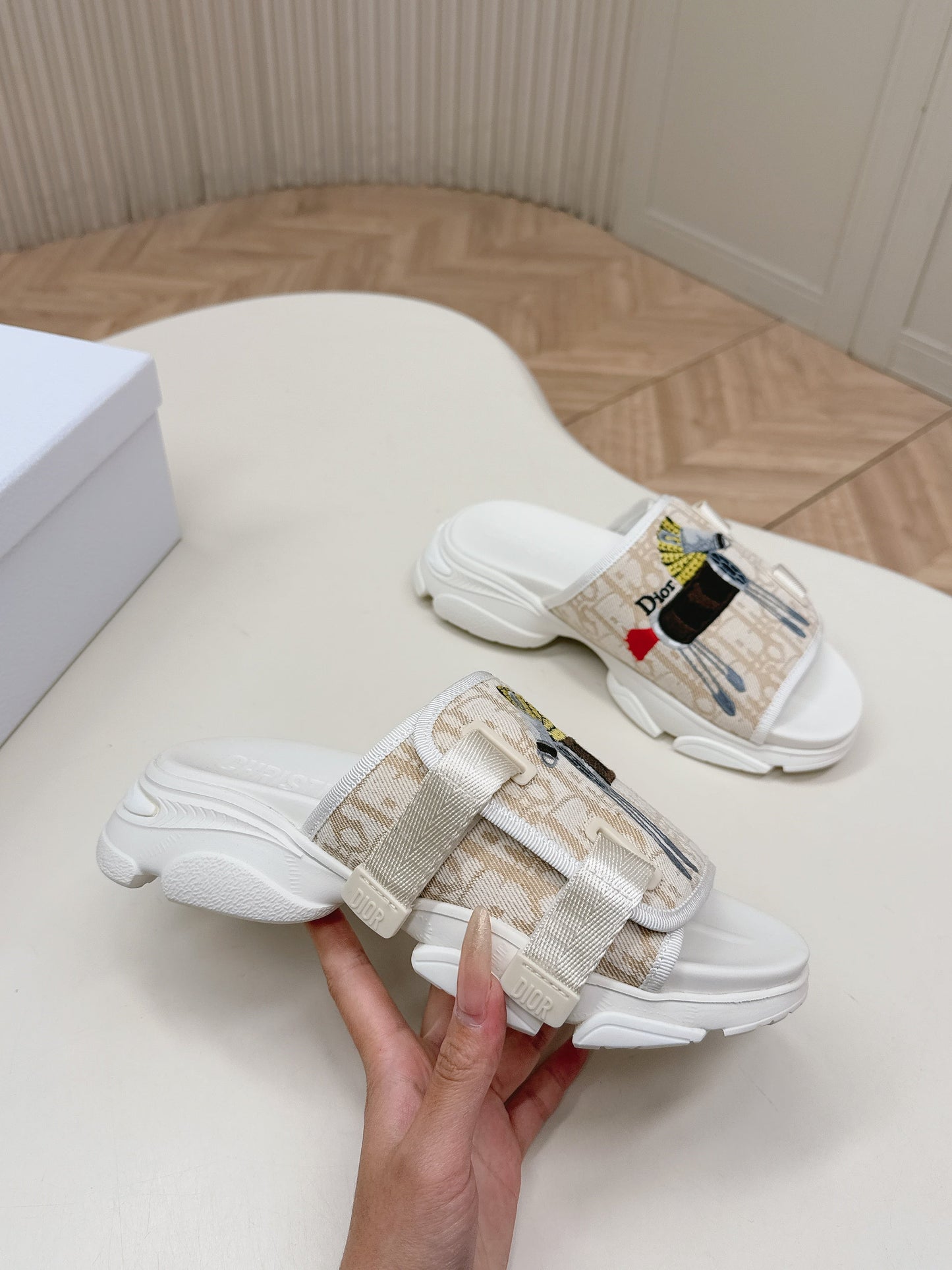 CD 26s Platform Slippers 35 Beige White Canvas Lambskin 643812