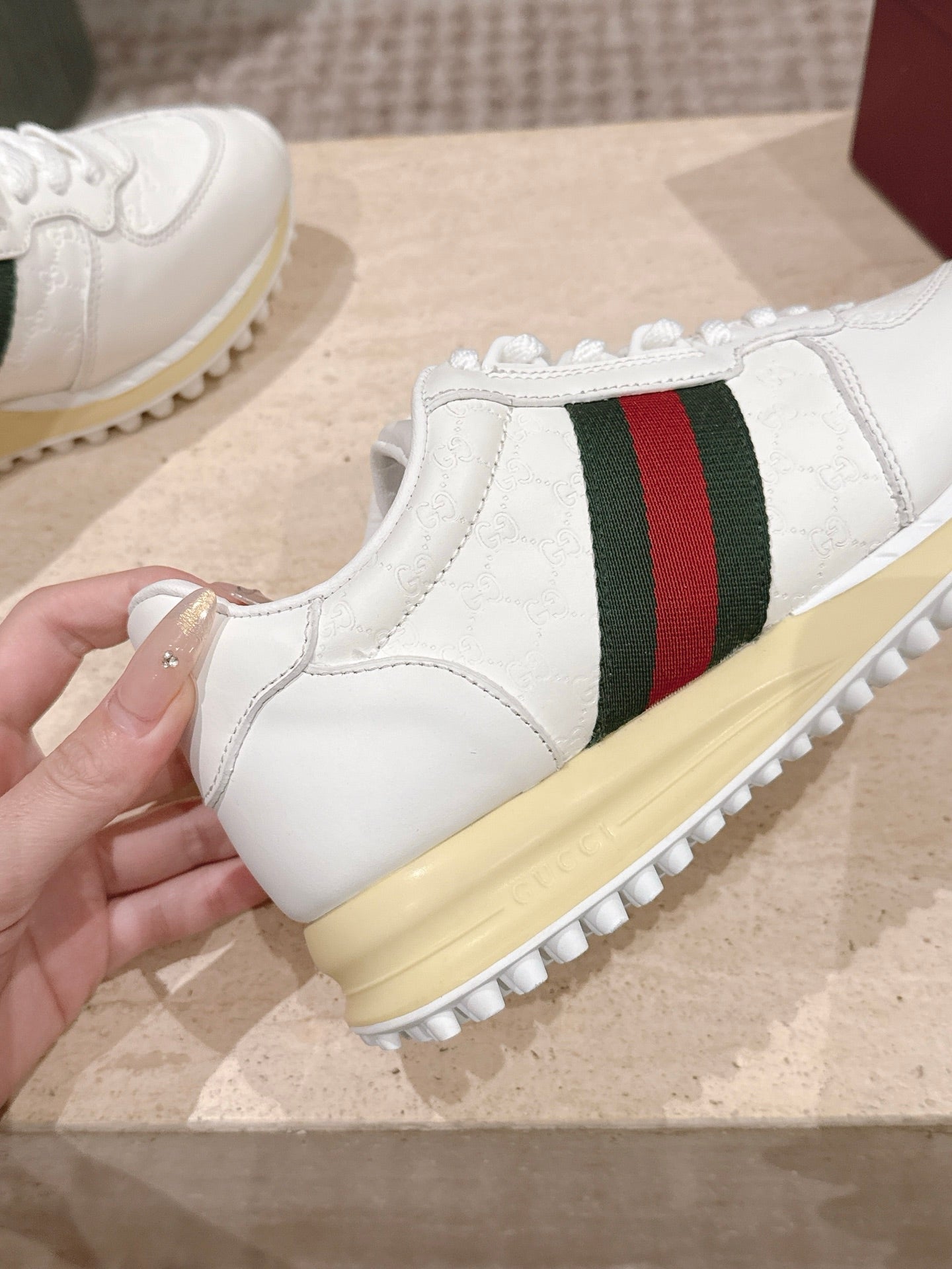 GG 26 Couple Sneakers White Cowhide 630701