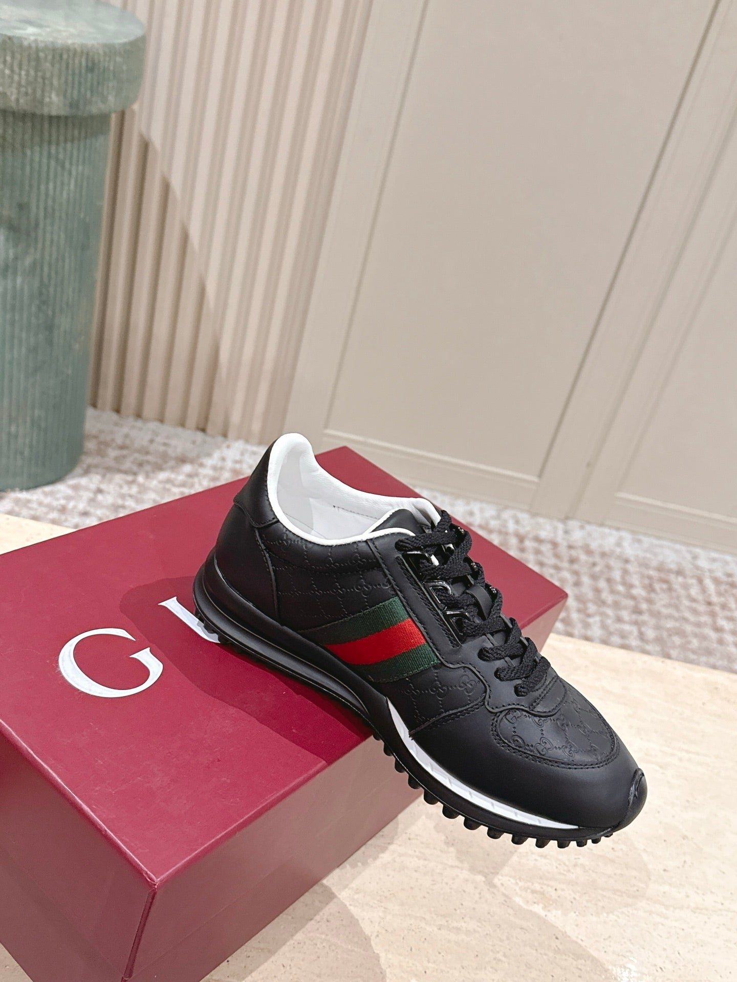 GG 26 Couple Sneakers Dark Red Beige Cowhide 630703