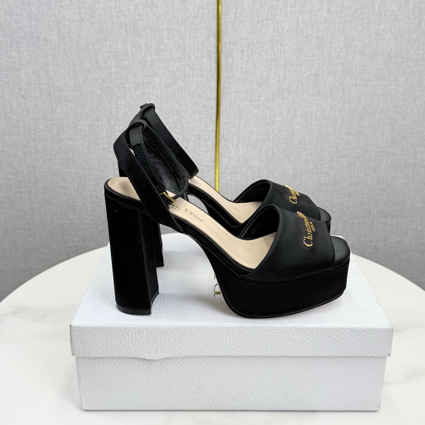 CD 26s Platform Sandals 80 Black Beige Satin Sheepskin 640230