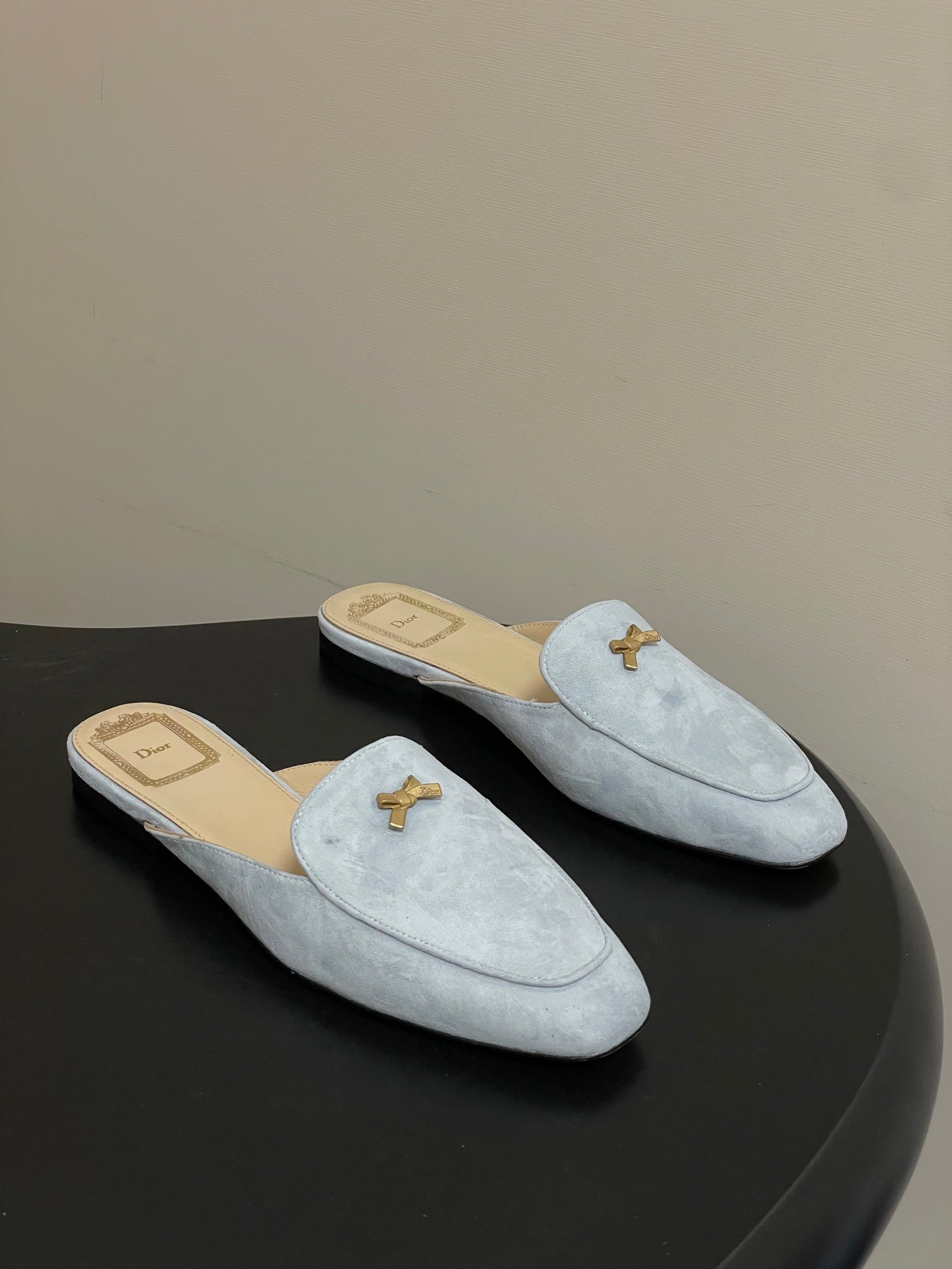 CD 26 Bow Mules Baby Blue Beige Suede Cowhide 632593