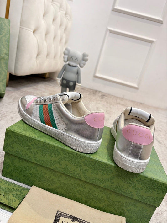 GG 26ss Screener Sneaker Sliver Metallic Cowhide 697185