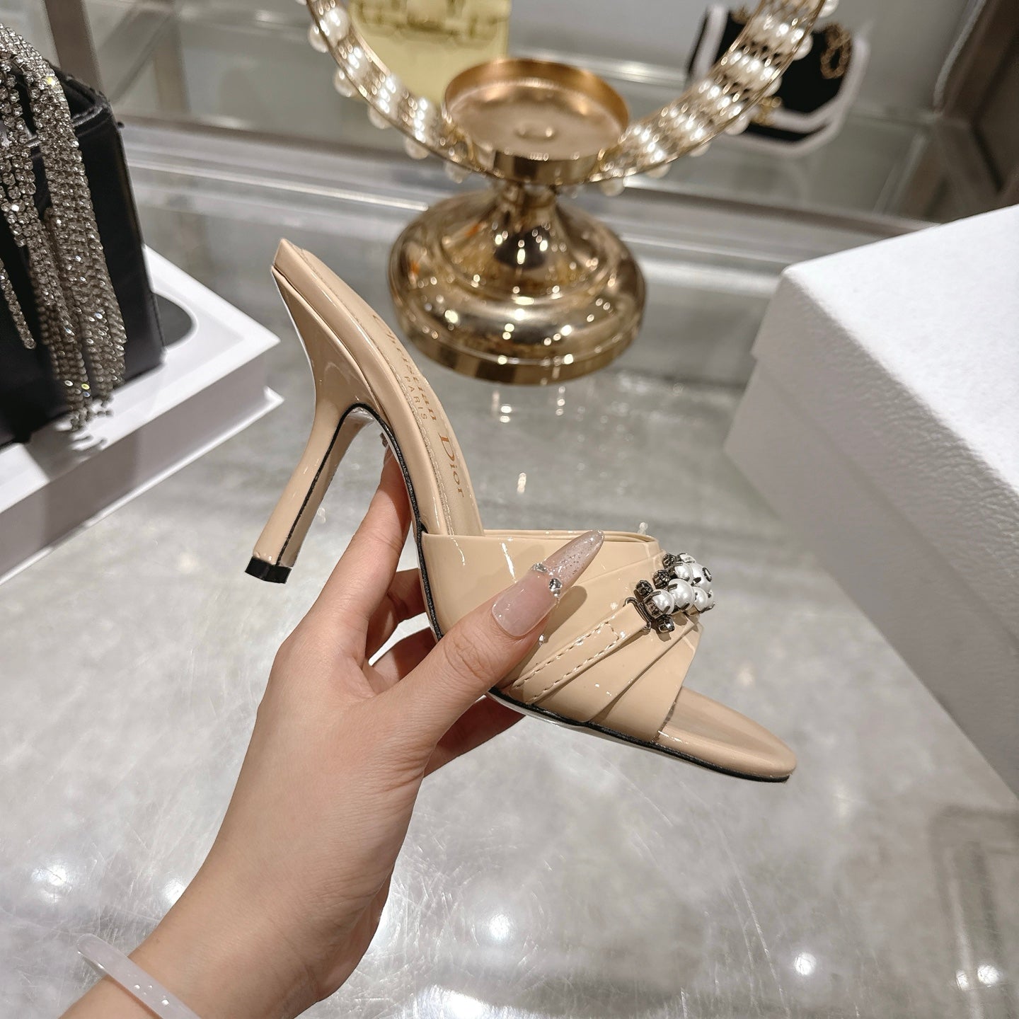 CD 26 High-Heeled Mules 85mm Pearl Beige Patent Leather 592250