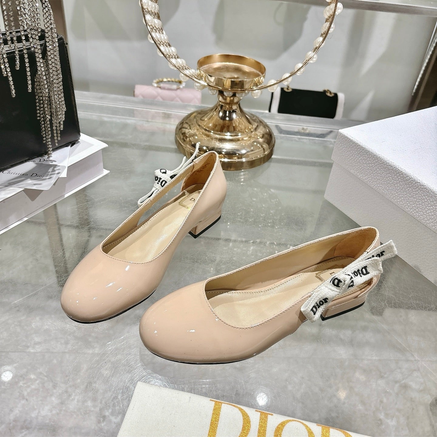 CD 26 Lolita Ballet Flats 30 Beige Patent Leather 679731