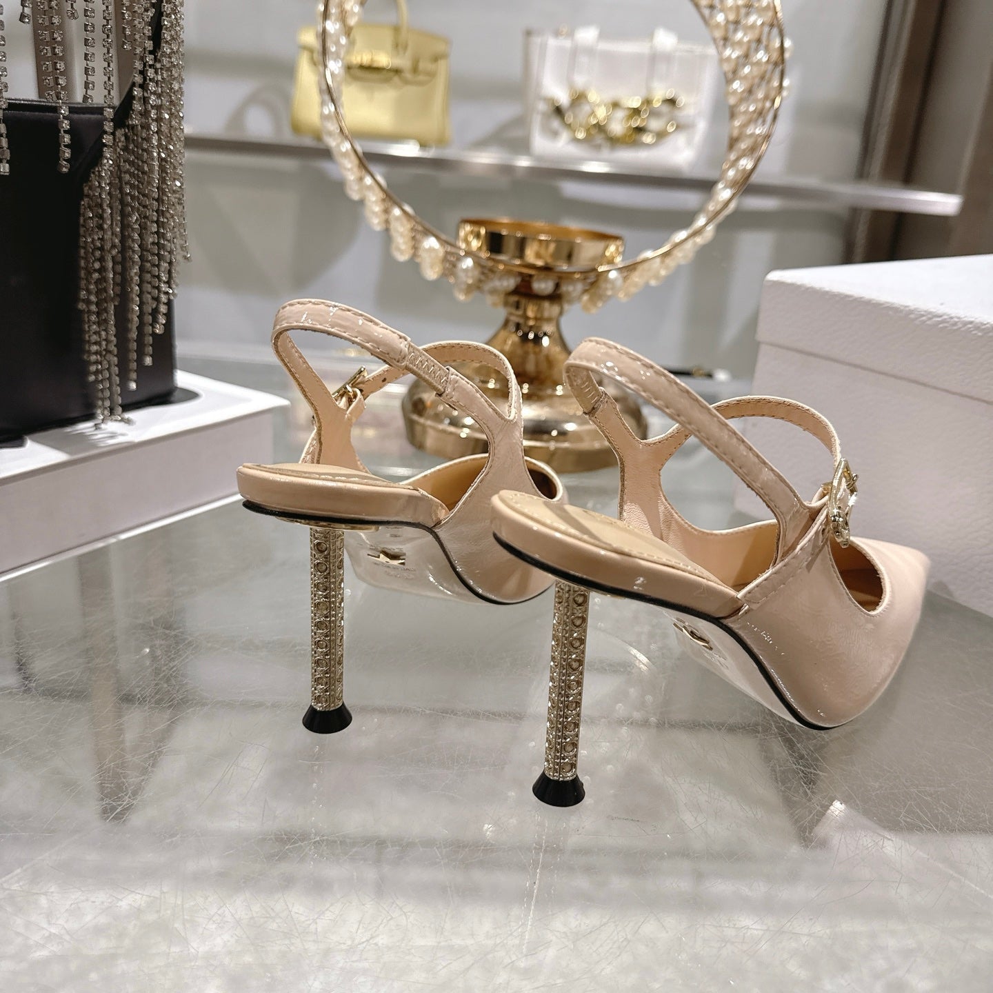 CD 26 Mary Jane High Heels 80 Beige Patent Leather 679857