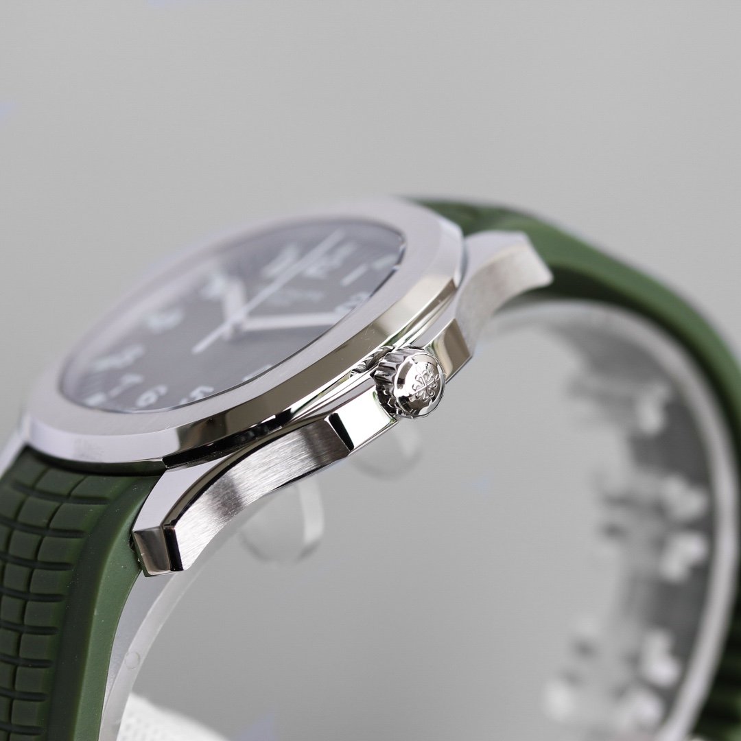 PATEK AQUANAUT 5167A DEEP BLUE DIAL