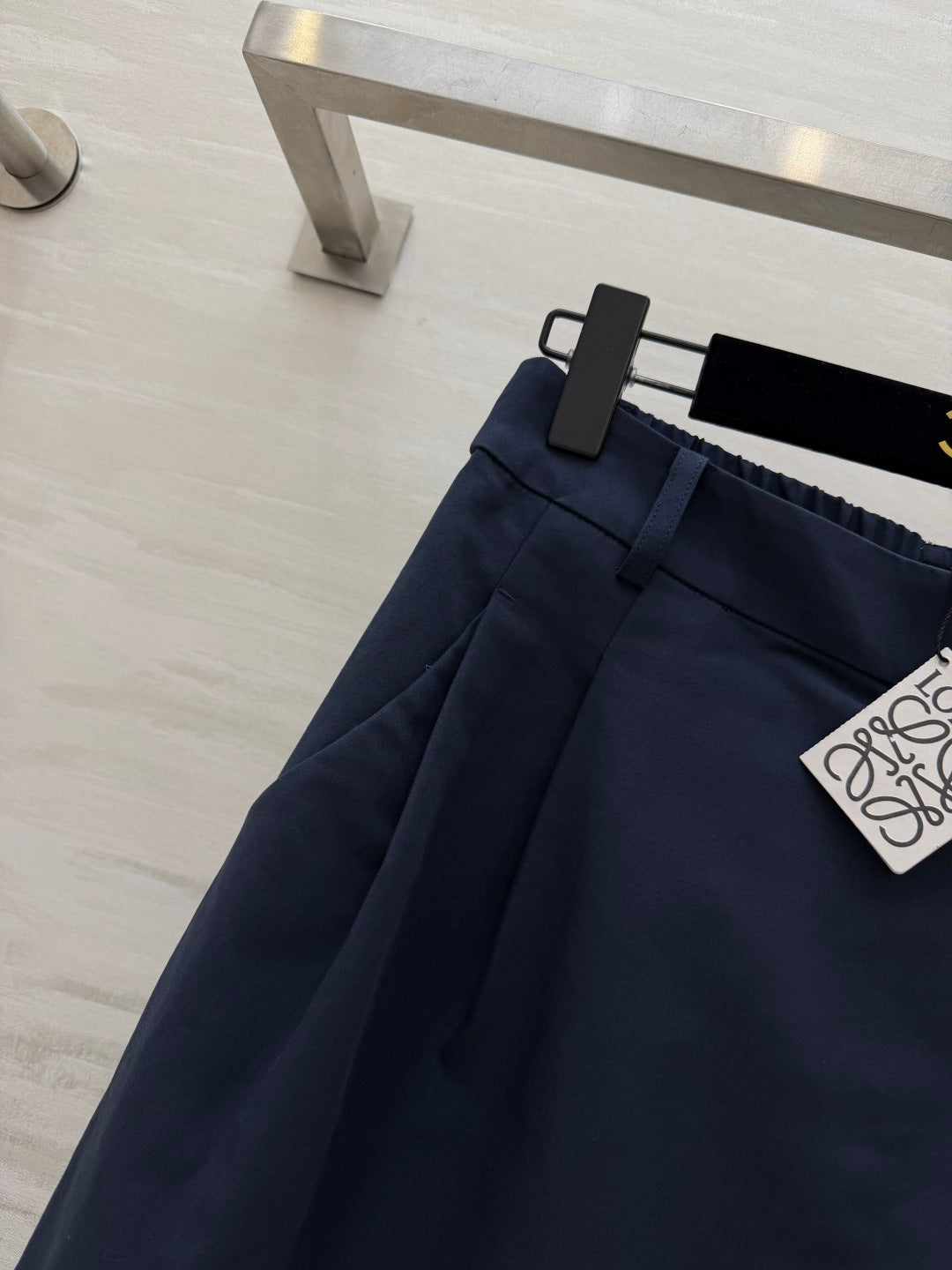 Loewe 26 Wide-Leg Cropped Pants Navy Blue in Cotton 375595