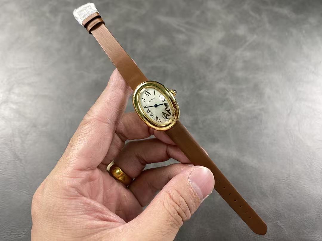Baignoire 23mm Yellow Gold Leather Strap