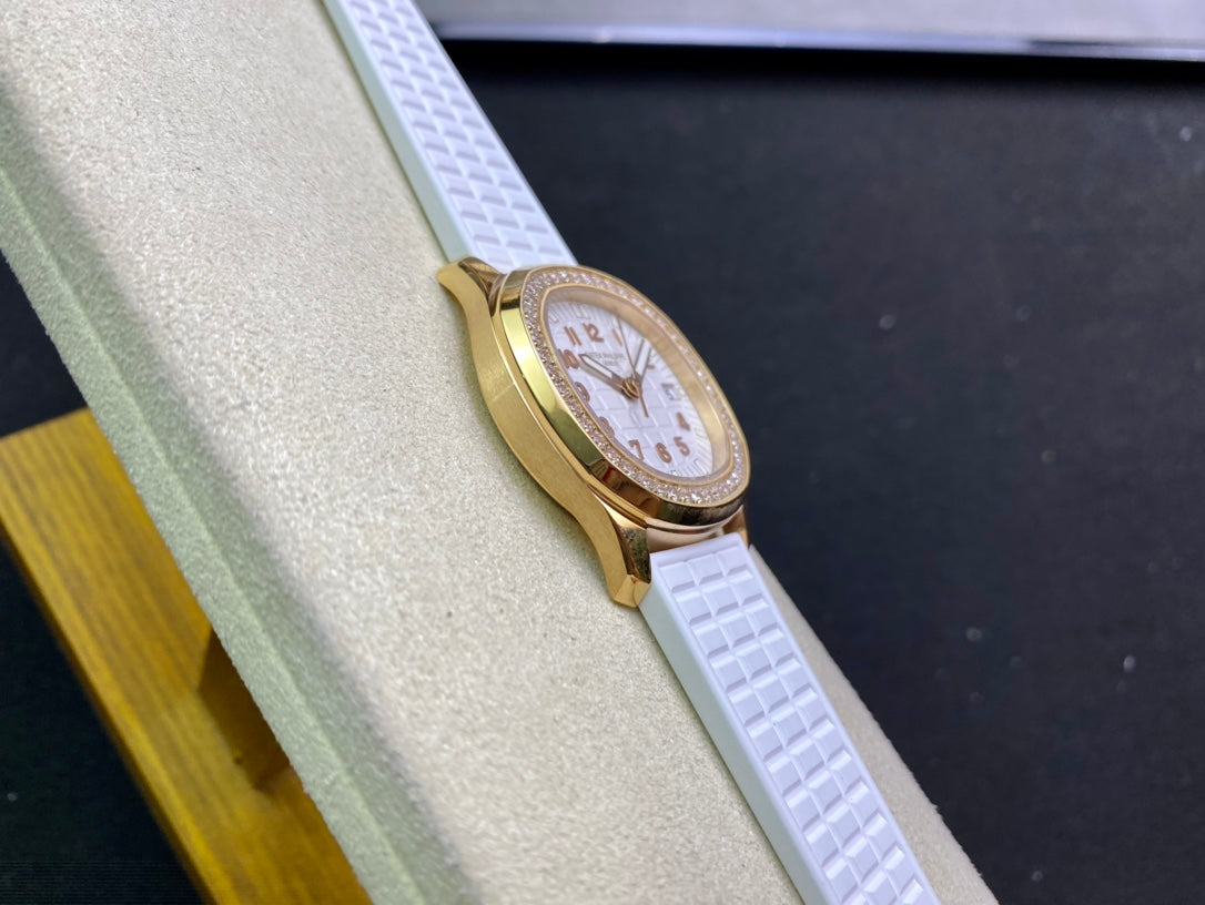 PATEK Aquanaut 35.6mm Gold White Dial