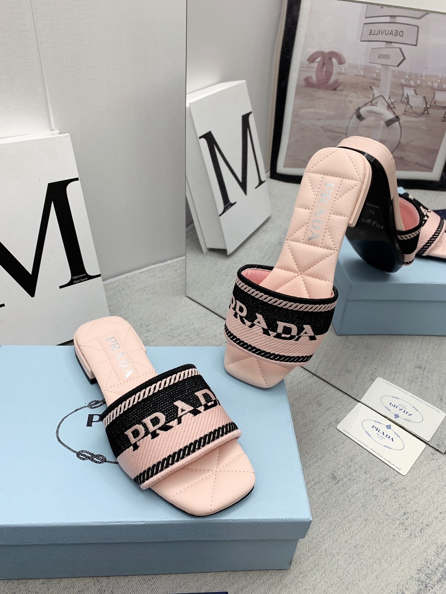 Prada 2026 Slippers Embroidery Sheepskin 731063