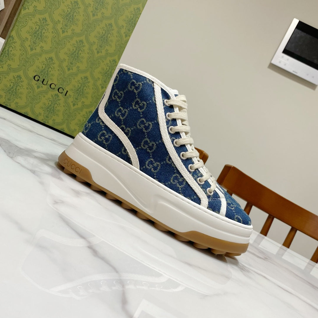 GG 26SS Platform Sneaker Dark Blue Monogram Canvas 640598