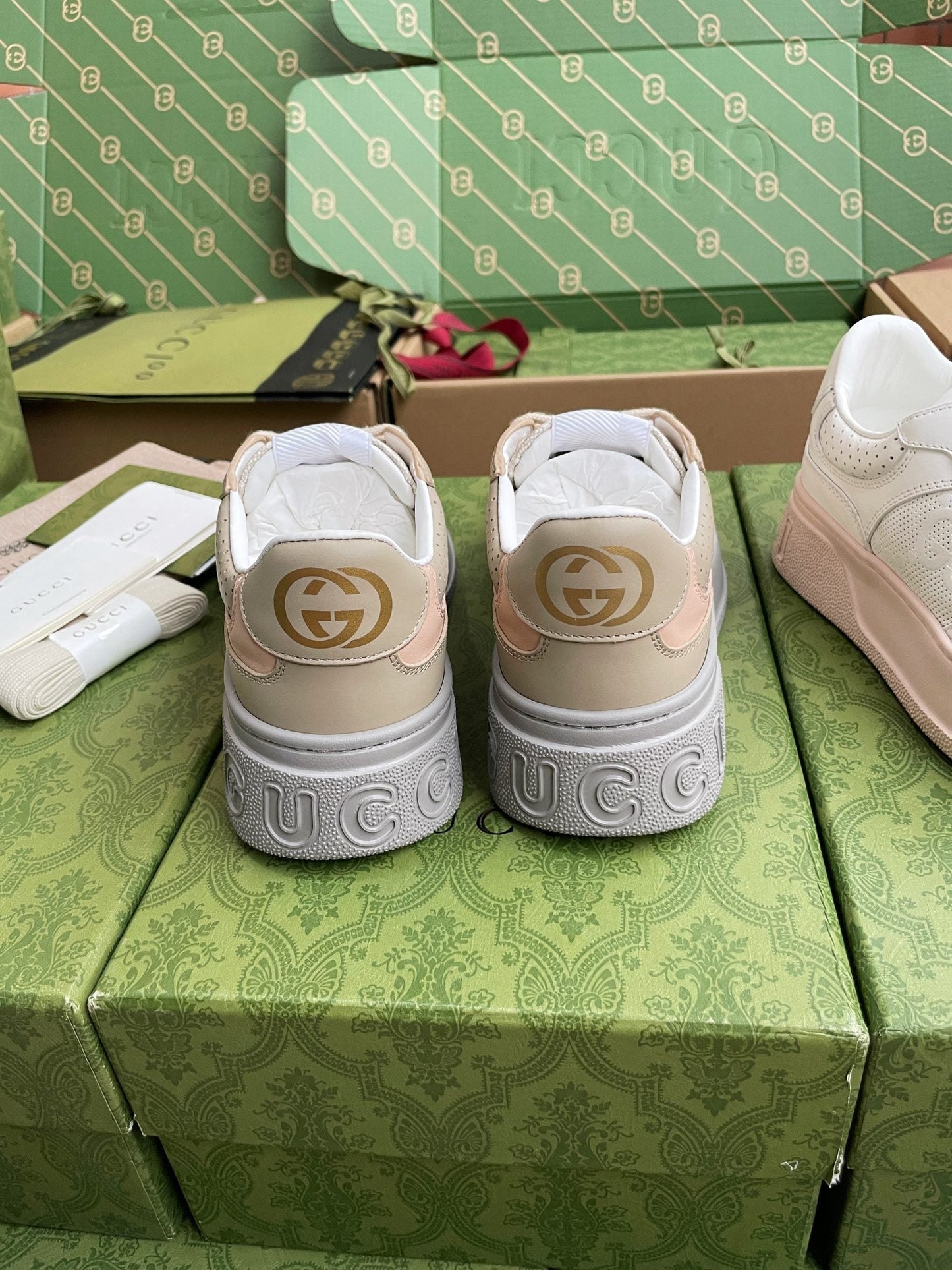 GG 26 Sneaker Beige Gray Canvas Calfskin 632890