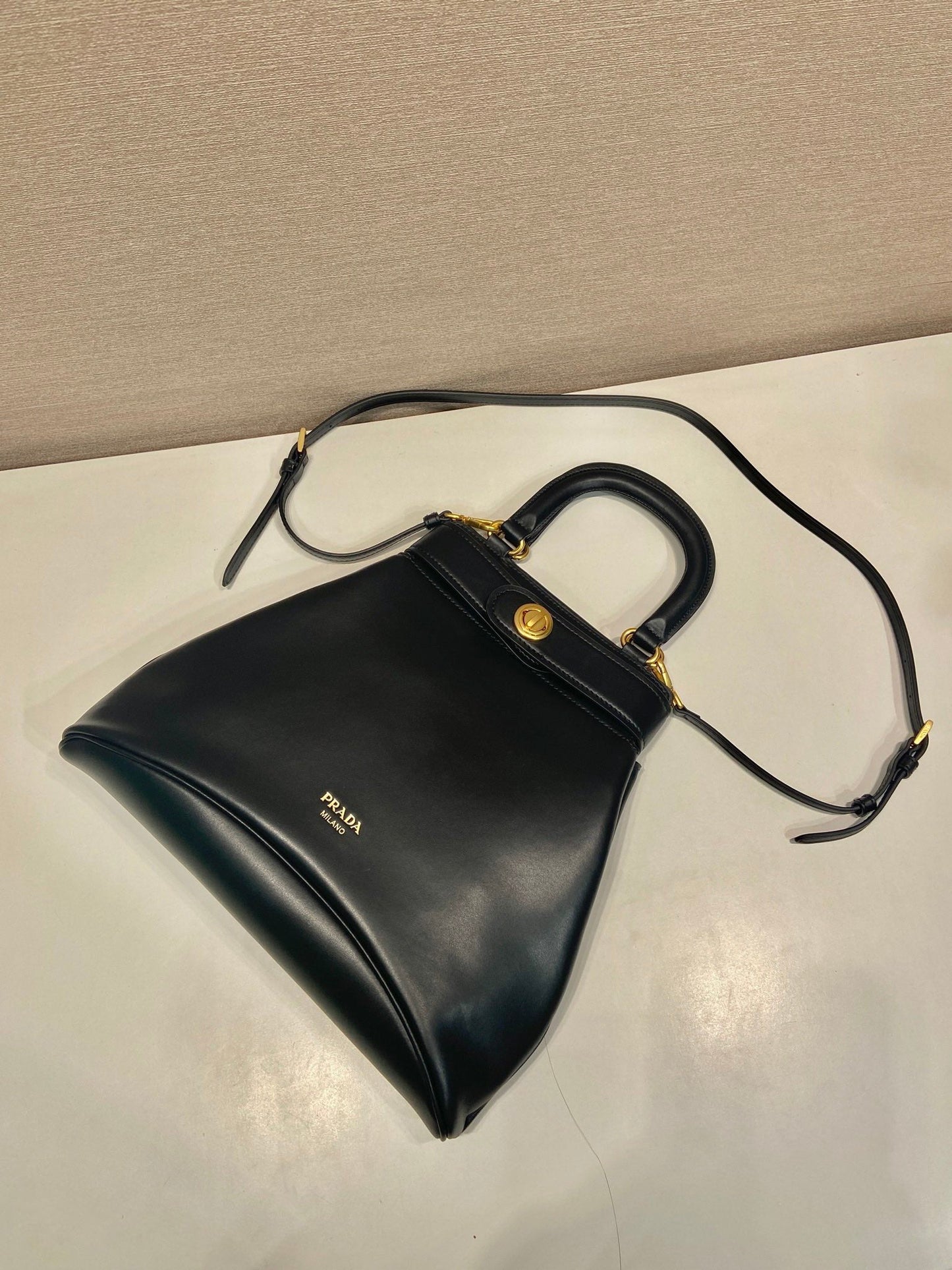 Prada 2026 Etude Tote Bag 31cm Black Calfskin 345464