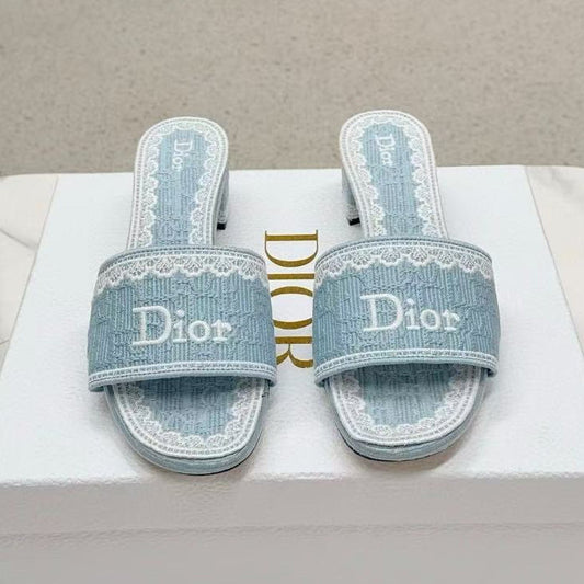 Dior2026 Dentelle Heeled Slide Sky Blue Dior Oblique Embroidered Cotton and White Lace