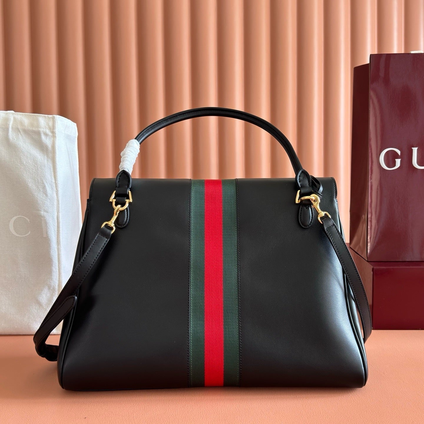 Gucci 2026 Paparazzo Shoulder Bag 37cm Black Red Green Leather Canvas