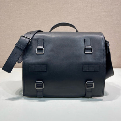 Prada 2026 Messenger Bag 34cm Black Leather