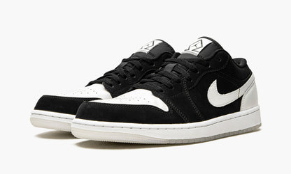 Air Jordan 1 Low Diamond Sneakers - Prime Pick | Sought-After