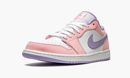 Air Jordan 1 Low SE “Arctic Punch” Sneakers - All-Day Comfort