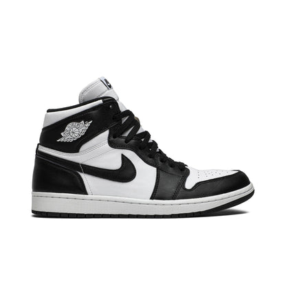 Air Jordan 1 Retro High OG ‘Black/White’ 555088-010 Sneakers - Collector's Ed...