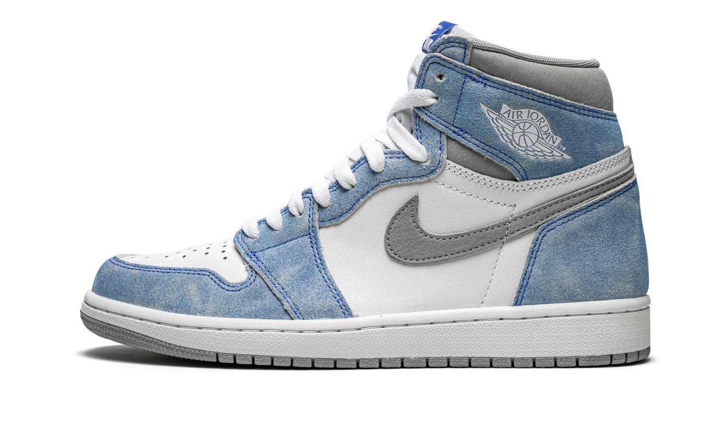 Air Jordan 1 Retro High OG Hyper Royal Sneakers - Court Classic