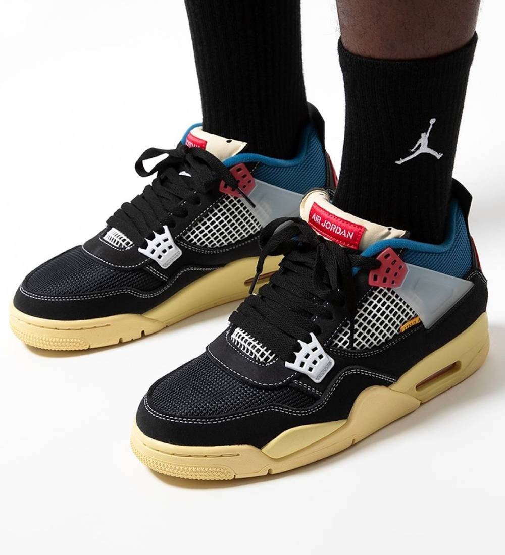 Air Jordan 4 Retro Union Off Noir Sneakers - Retro Classic