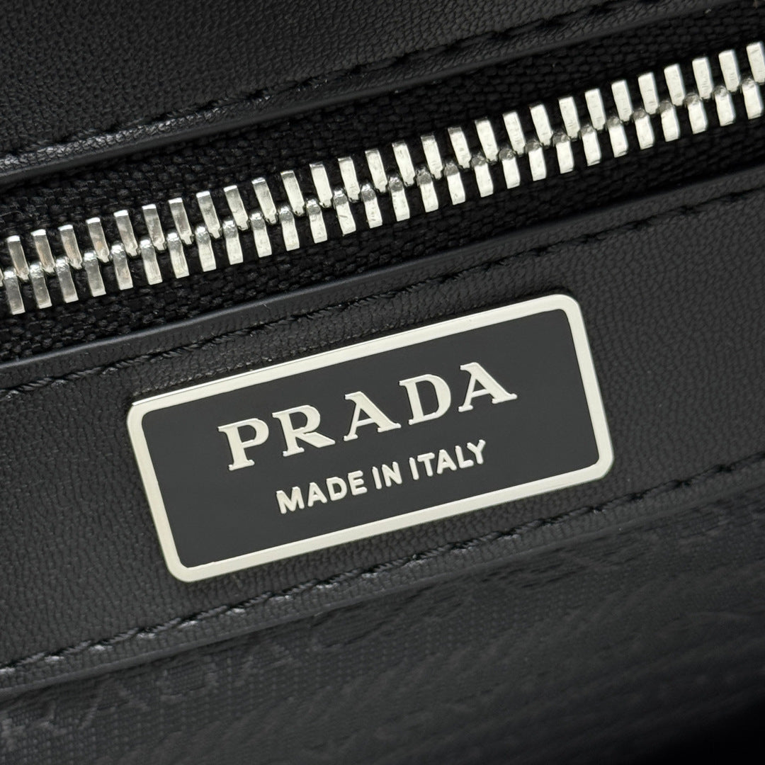 Prada 2026 Shoulder Bag 25cm Black Brown Grained Leather