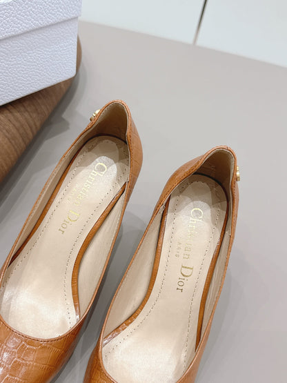 CD 26A Pump 95 Embossed Crocodile Leather