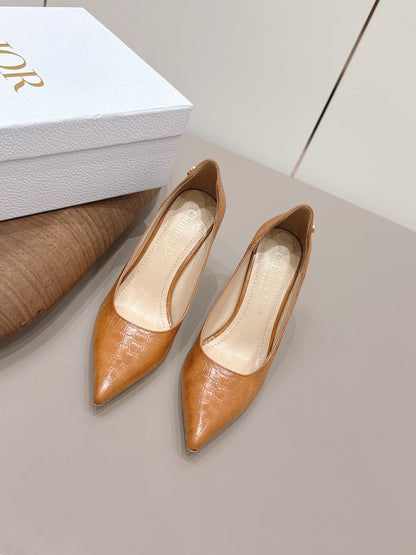 CD 26A Pump 95 Embossed Crocodile Leather