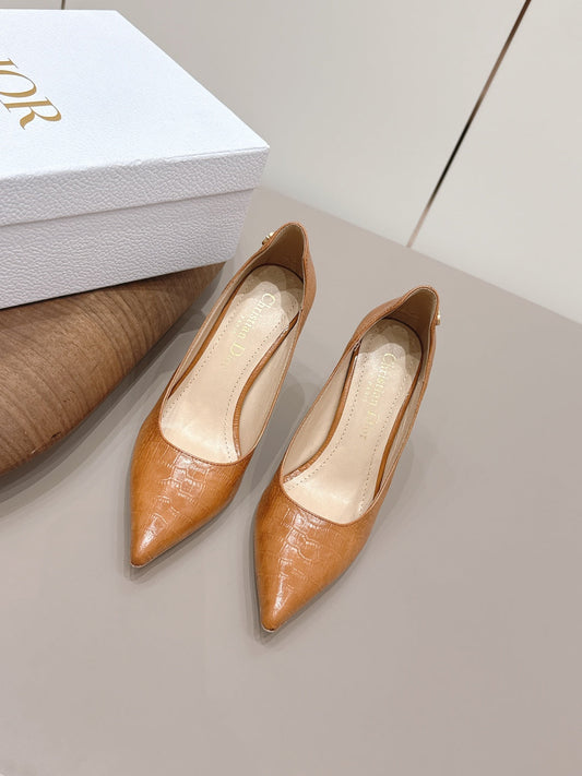 CD 26A Pump 95 Embossed Crocodile Leather