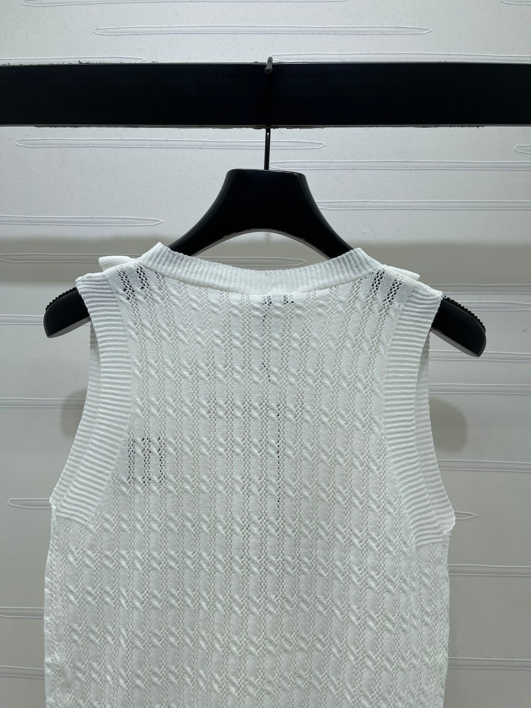 Loew Ruffled Knit V-neck Vest in Wool