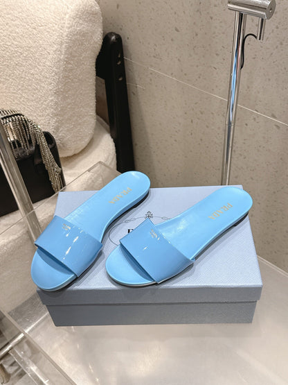 Prada 2026 Slides Sandals Patent Leather 762986