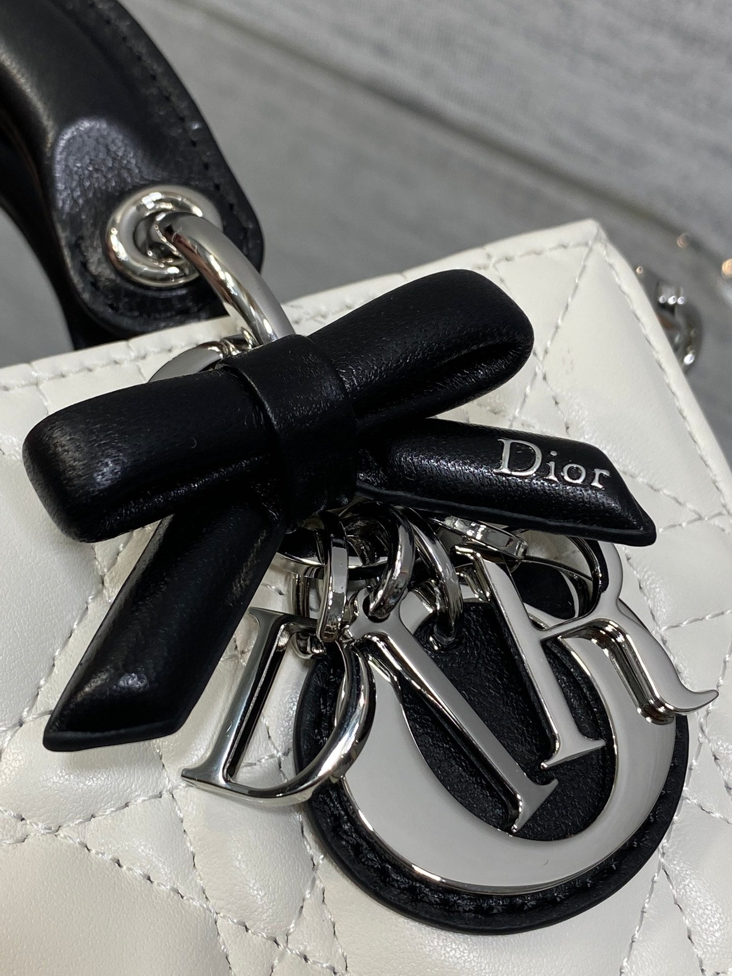 Dior 2026 Bow Lady D-Joy Black mix White Cannage Lambskin 286573