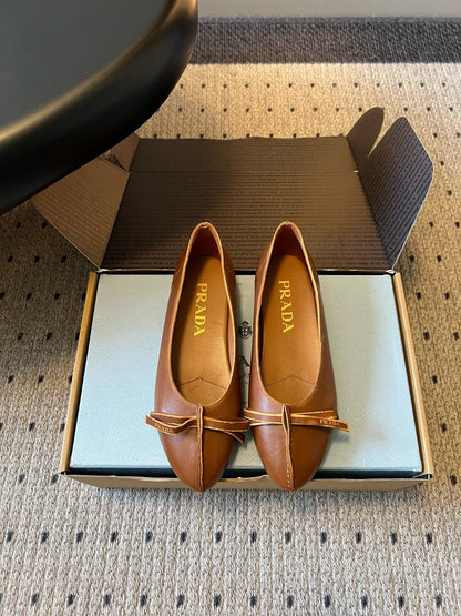 Prada 2026 Exposed Seam Ballerina Flats Cowhide 787475