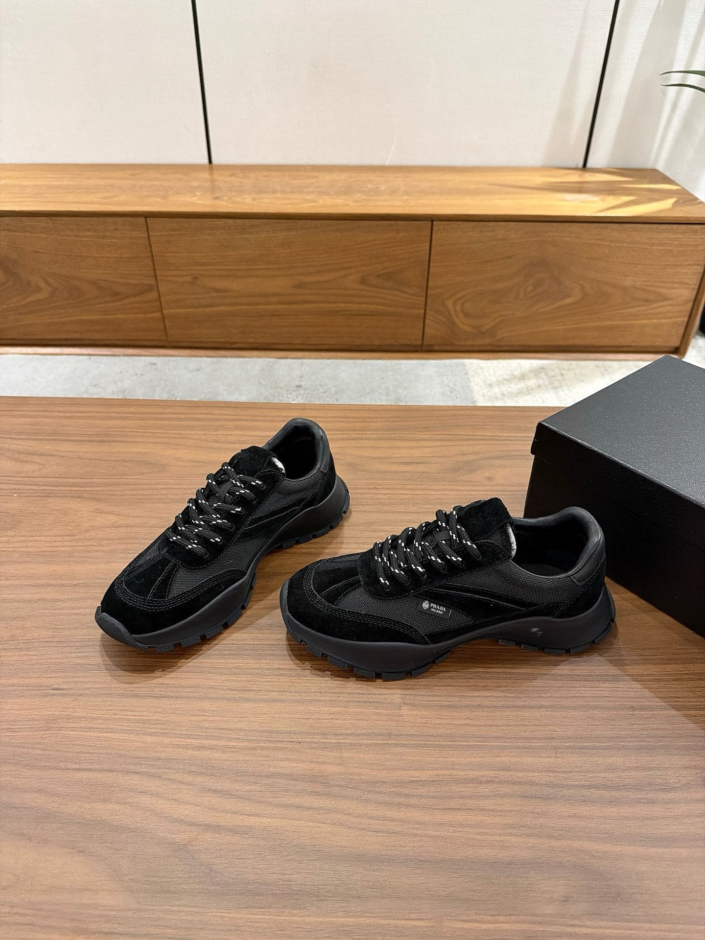 Prada 2026 Sneaker Suede Fabric 855957