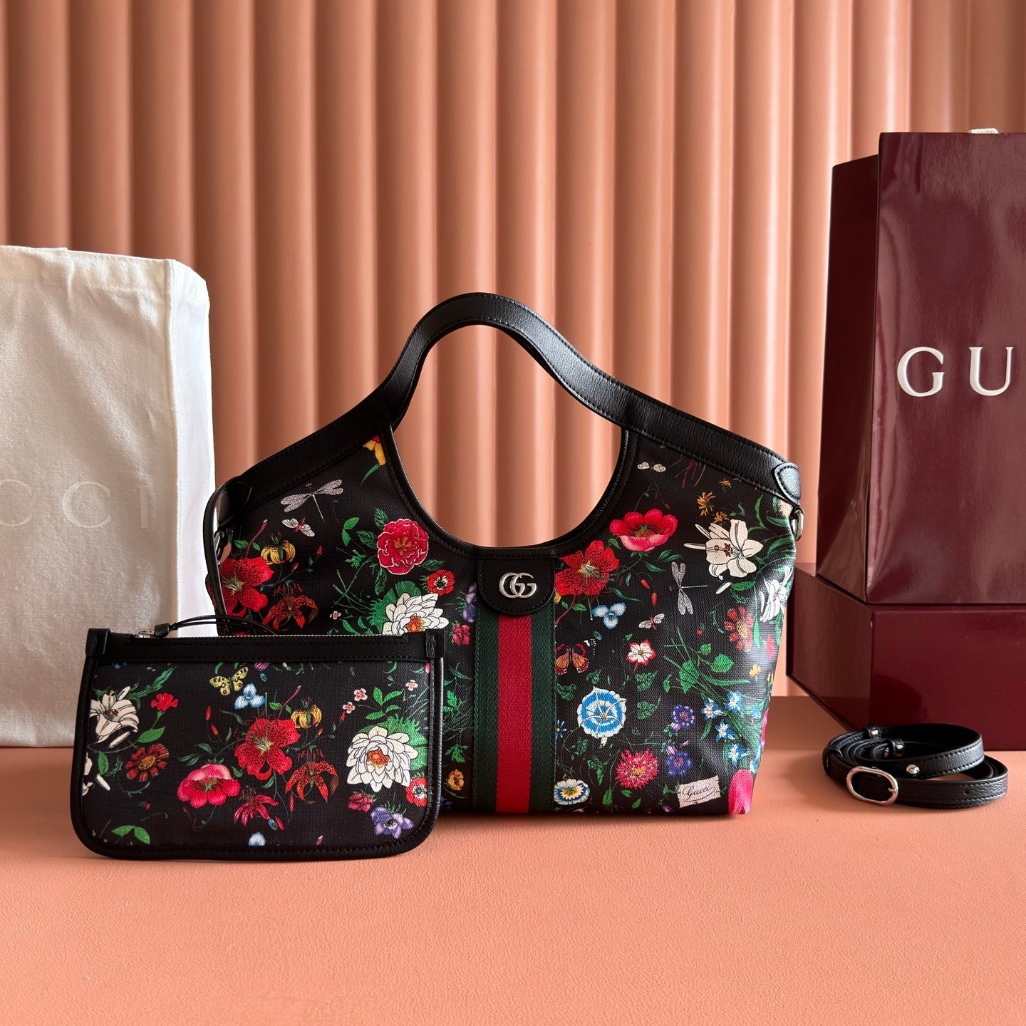 Gucci 2026 Giglio Flora Large Tote Bag Leather