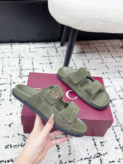 GG 26SS Sandals Olive Green Suede Sheepskin 641460