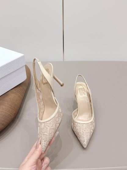 CD 26A Slingback 80 Sheepskin Lace Embroidery