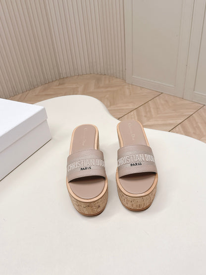 CD 26s  Platform Sandals 85 Nude Cowhide 643778