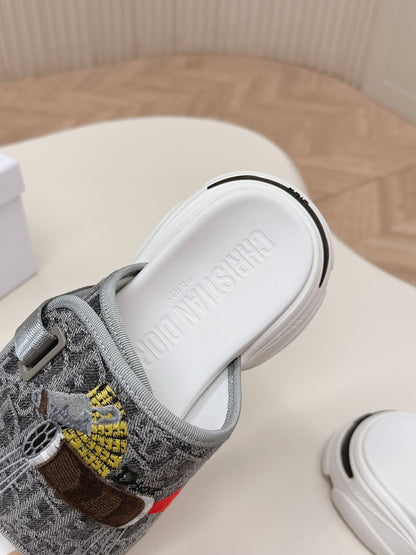 CD 26s  Platform Slippers 35 Gray White Canvas Lambskin 643811