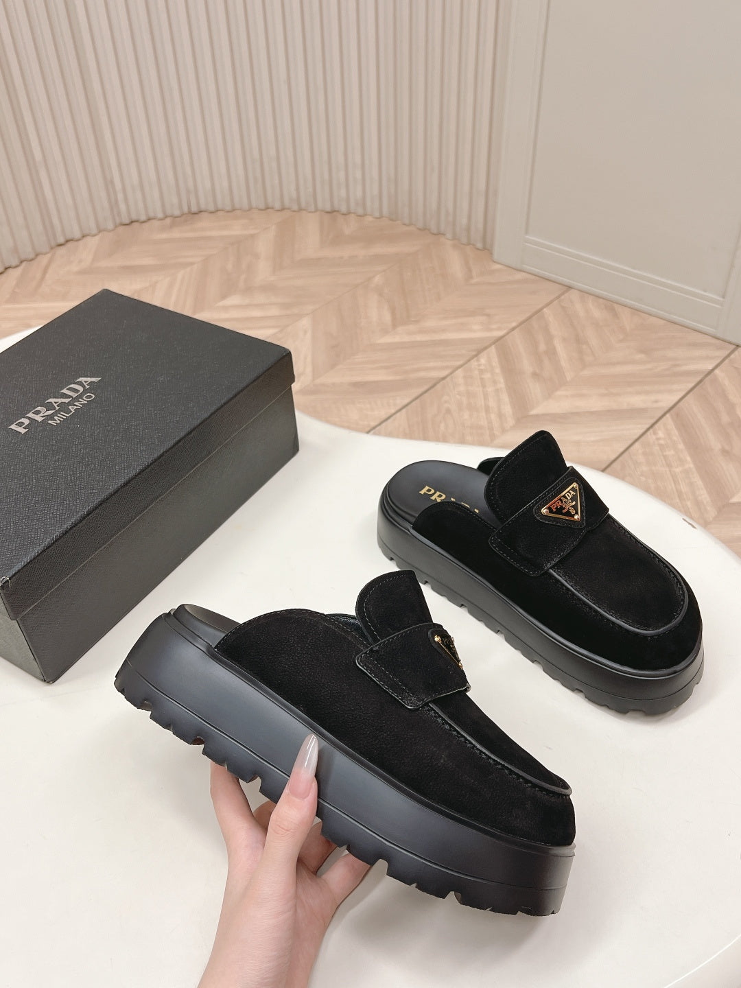 Prada 2026 Mule Grained Leather 847068