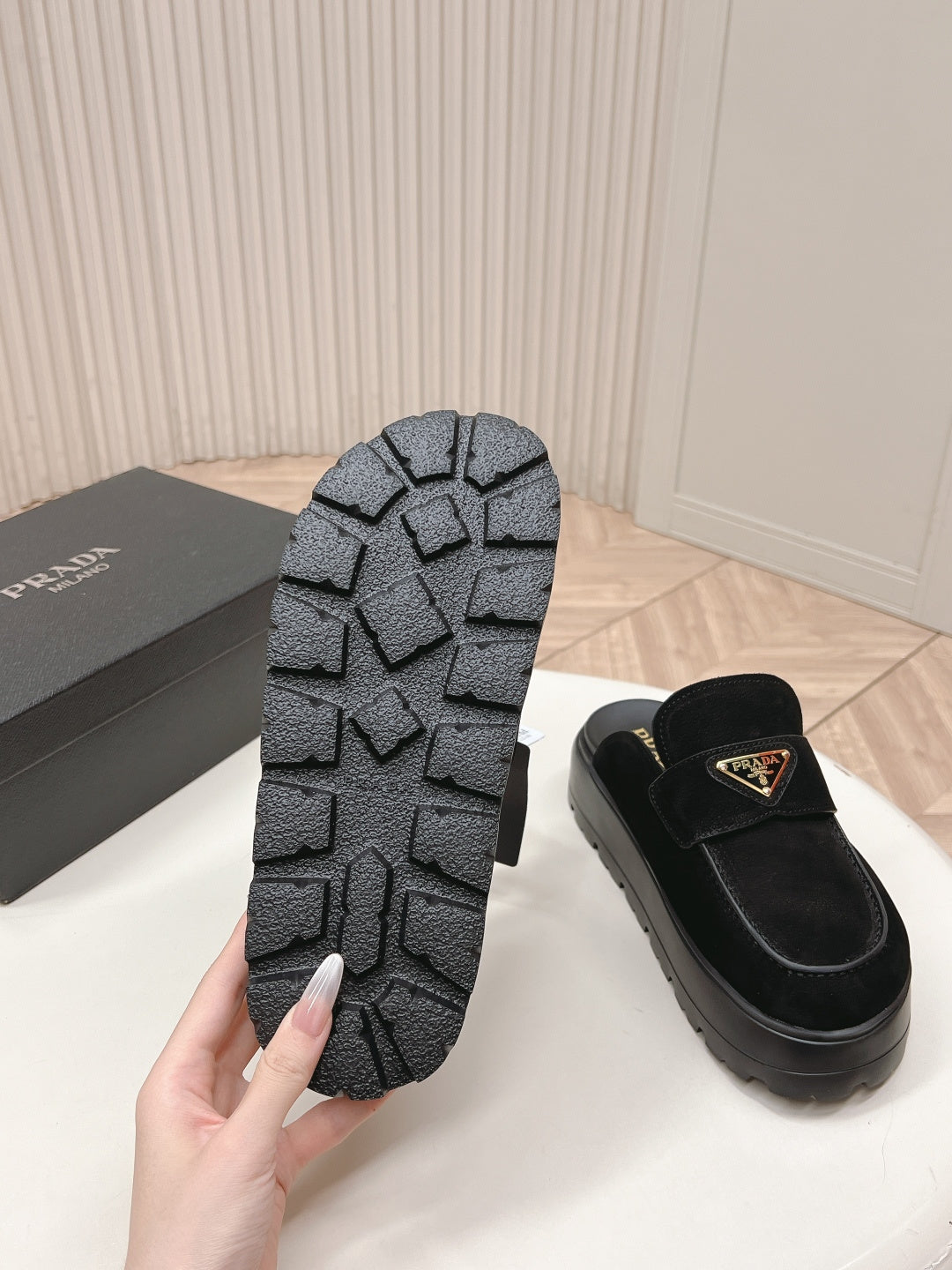 Prada 2026 Mule Grained Leather 847068