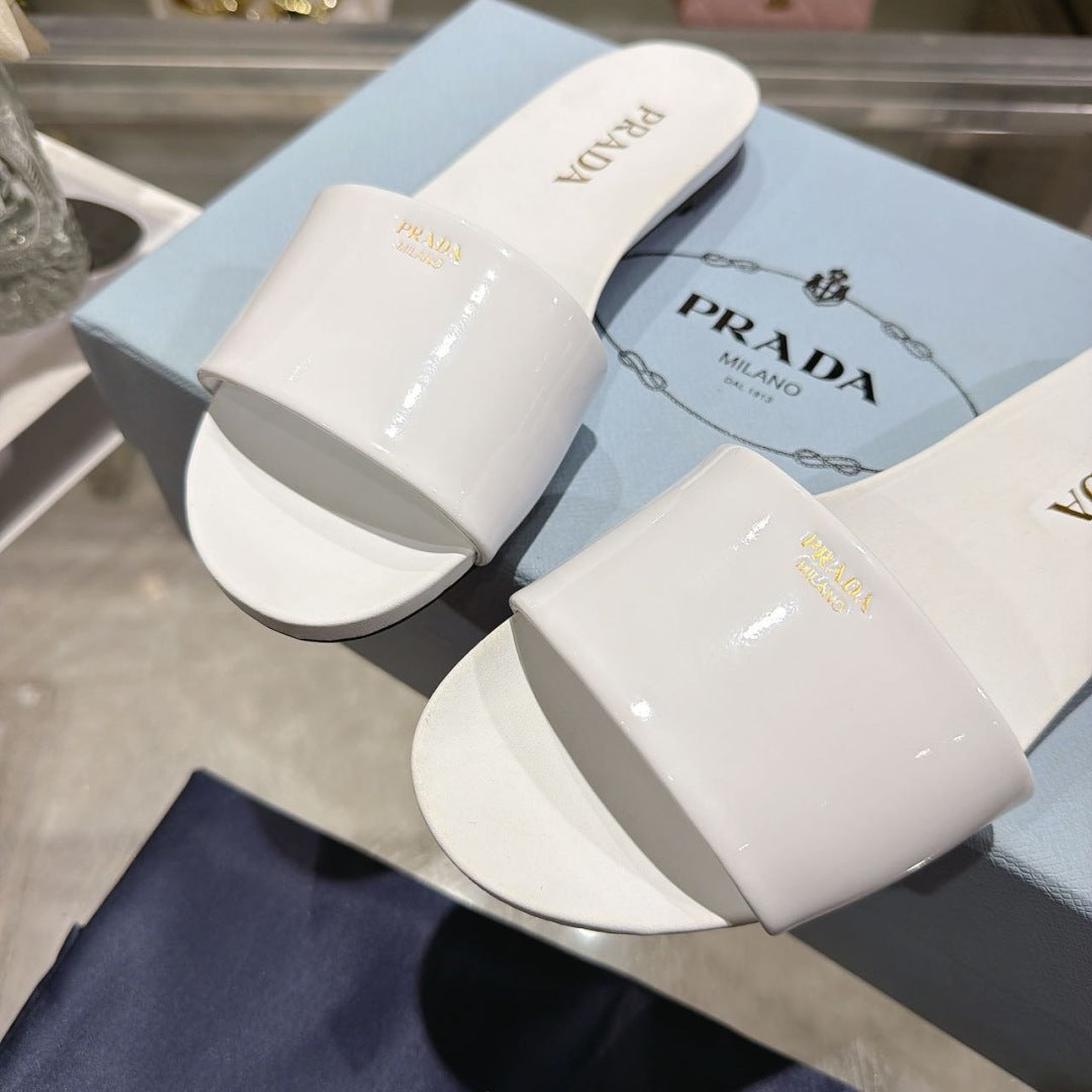 Prada 2026 Slide Sandals Patent Leather 782434