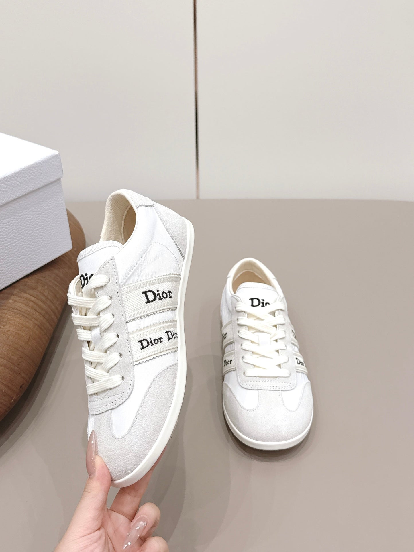 CD 26A Casual Sneakers White Ivory Lycra Fabric Suede 739337
