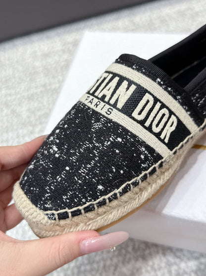 CD 26s Loafers Embroidery Black Canvas 653272