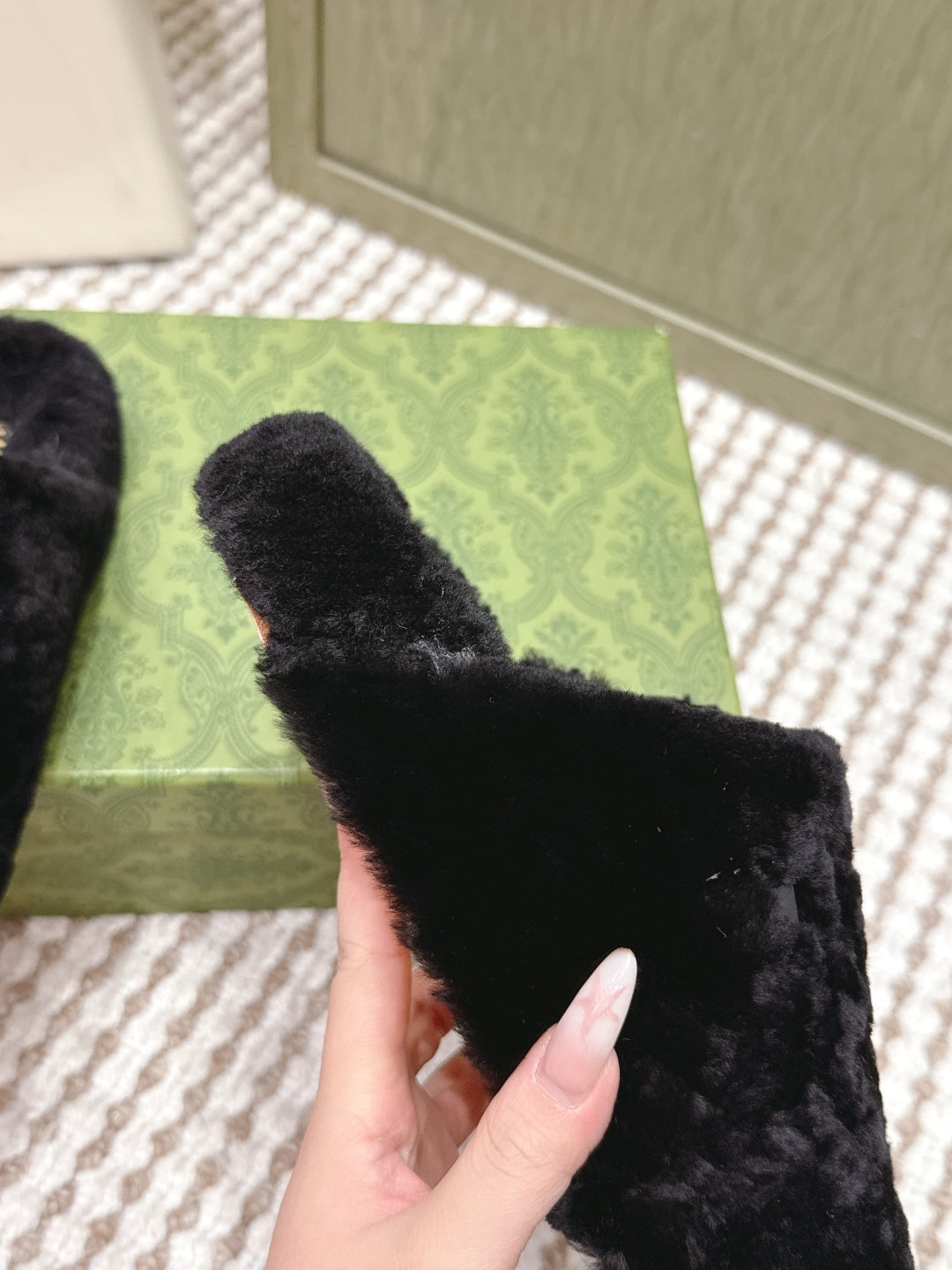 GG 26ss Loafers Rhinestones Black Wool 612026
